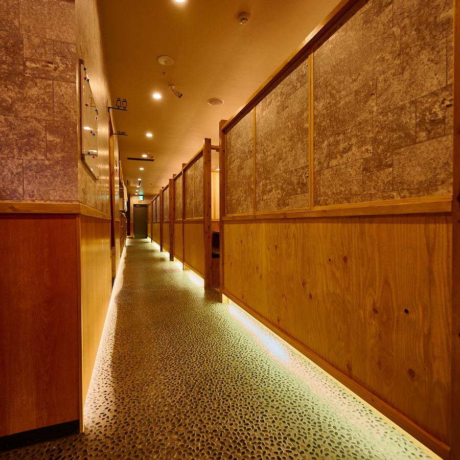 個室でプライベートな空間を演出♪オシャレな創作和食が豊富