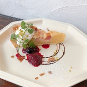 An authentic dolce made by a pastry chef.Use seasonal fruits ♪