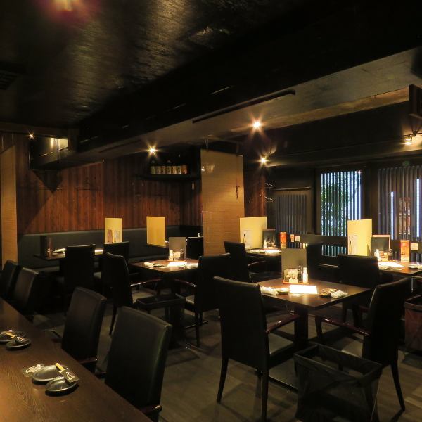 ≪グループで・接待にも≫テーブル席各種ご用意しておりますのでグループでのご来店にも◎。ソムリエの資格を持つオーナー自ら厳選した豊富なお酒と素材にこだわったお料理をご用意しておりますので、接待や大人女子会にも安心してご利用いただけます。