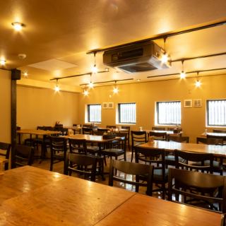 フロア貸し切り最大80名！