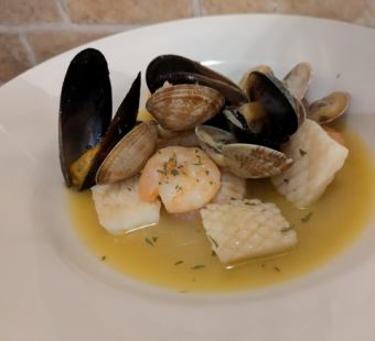 魚介のガーリックバターソテー/激辛！イカのソテー　ガリシア風