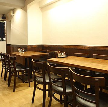 4 minutes walk from Shinbashi Station ◎ A relaxing and peaceful space