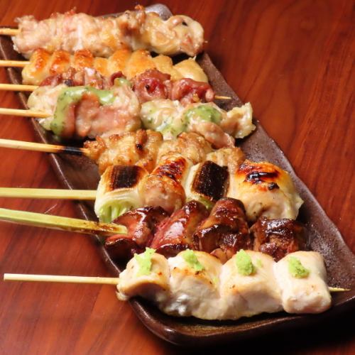 The delicious flavor created by the charcoal fire! A fragrant and juicy taste!