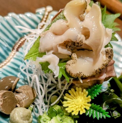 真つぶ貝の刺身又はつぼ焼き