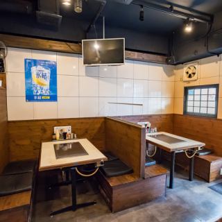 《ご家族利用から普段使いまで対応可能なテーブル席です◎》