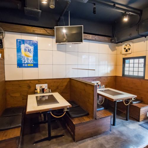 《ご家族利用から普段使いまで対応可能なテーブル席です◎》