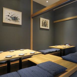Relax and unwind in a horigotatsu private room♪You can enjoy a stress-free banquet with fluffy cushions!It's a popular seat, so early reservations are essential! %).