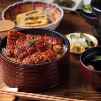 Enjoy Nagoya's specialty Hitsumabushi (top)! 3 dishes total [3000 yen (tax included) set meal]