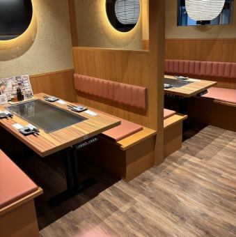 半個室のBOXタイプは子供様連れに好評です。