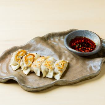黒毛和牛餃子