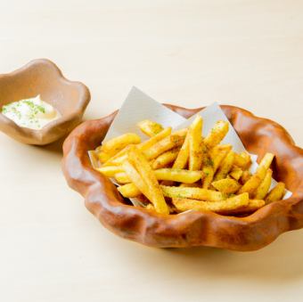 お好み焼き屋のポテトフライ