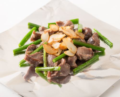 牛すじのニンニク醤油焼