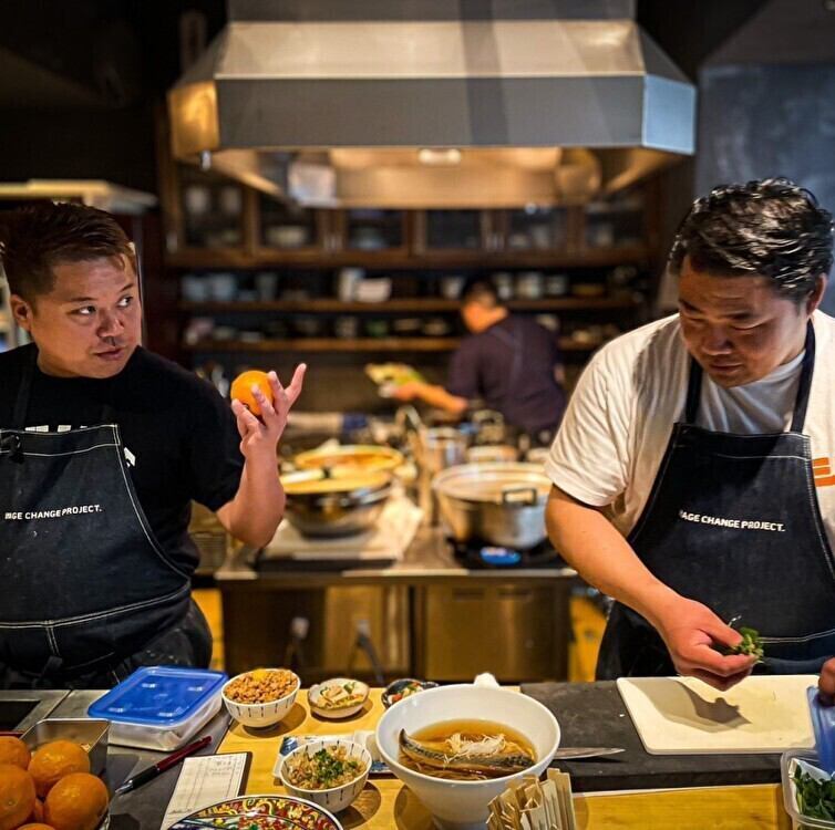 あらｋぶ独自のライブカウンター式の料理をお楽しみください♪