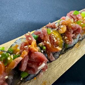 《キンパ》【5ピース】ユッケキンパ