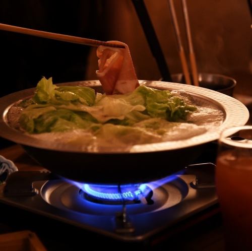 Tongin's specialty, lettuce shabu-shabu!!