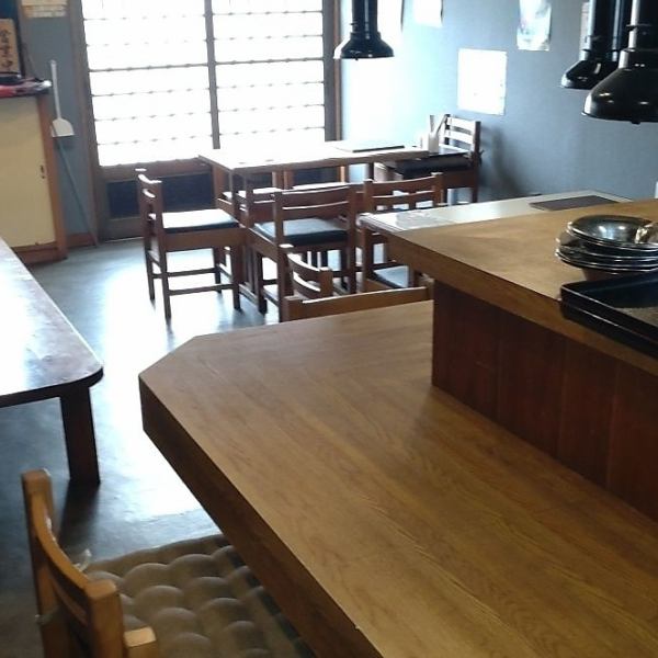 【最大24名様まで貸切可能】各種宴会やお祝いは当店にお任せください！宴会に最適な2時間の飲み放題付きコースをご用意しておりますので、心ゆくまで宴会をお楽しみいただけます♪温かみのある店内は心安らぐ空間となっており、ゆったりとお楽しみいただけます。貸切をご希望の際は、お気軽にお電話でご相談ください！