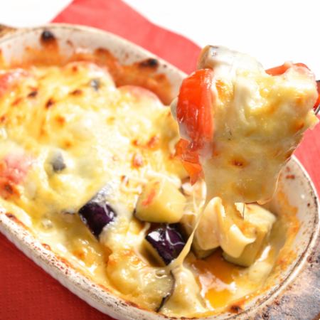 【Antipasto Caldo～温前菜～】ナスとトマトのチーズ焼き