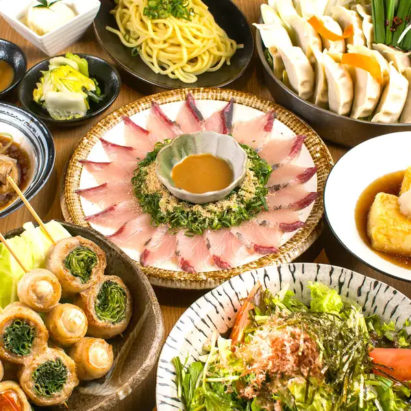 おすすめの逸品★タンユッケ、こぼれ麻婆豆腐、トロしめ鯖など!3時間飲み放題付コース3500円~◎
