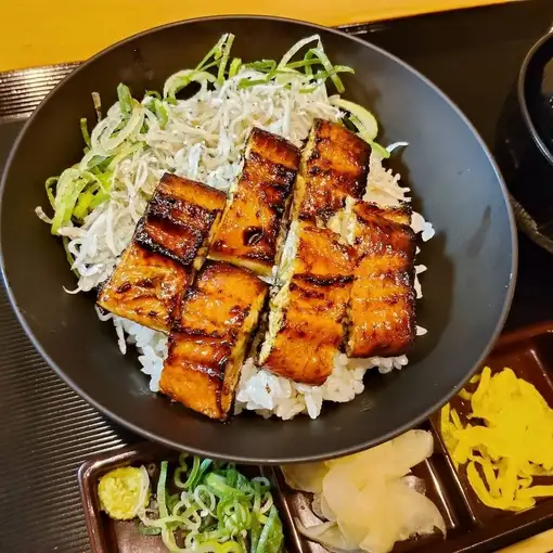 【テイクアウトご注文】釜揚げしらすうな丼 1280円※ご要望事項に注文数をご入力ください※