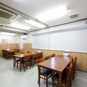 【テーブル席:6名様×3卓】