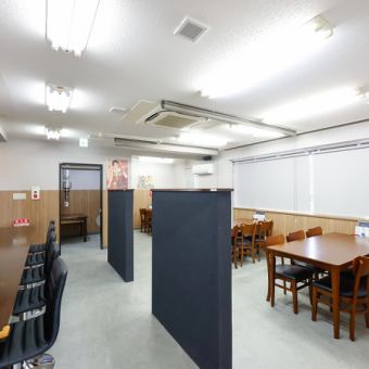 【テーブル席:4名様×2卓】