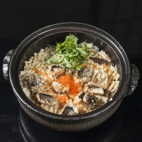 【季節もの】鱧とトウモロコシの釜飯
