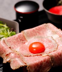 Noto Beef Premium Charcoal Grilled Roast Beef Rice Bowl 4,200 yen (tax included)