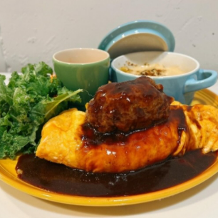 大人のための贅沢プレート！彩り豊かな「大人のお子様ランチ」