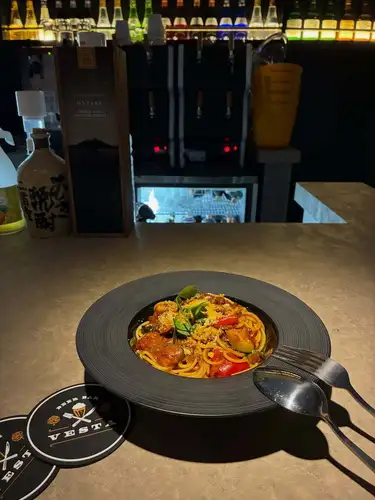 ~Today's Special ~

_

보로네제 파스타 ¥ 1480
여성 남성 불문하고 인기가 높은 당점의 파스타 메뉴에서 1번 인기의 보로네제.
저희 가게의 멜로 등의 레드 와인이나, 야마자키・하쿠슈・히비키 등의 위스키와 함께 부디

_

OPEN 17:00~05:00 (LO04:00)
@vesta_beerbar

#칸나이
#요코하마
#요코하마
#요코하마
#아침까지