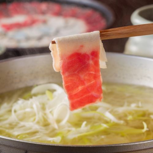 [僅限食物]最受歡迎！「博多名產鯨魚蔥涮鍋」套餐（共8道菜）4,950日元