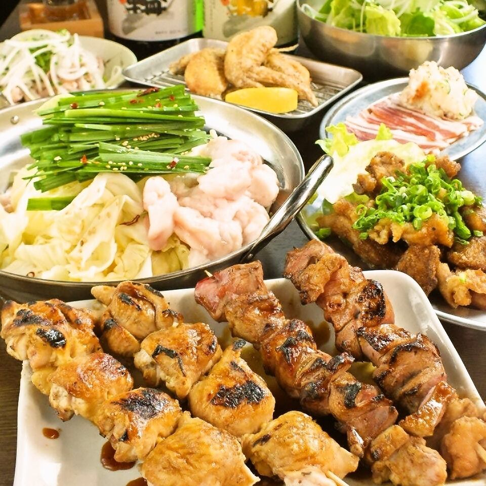 A popular restaurant where you can enjoy yakitori / kushikatsu / motsunabe at the same time !! You can order from one skewer ♪