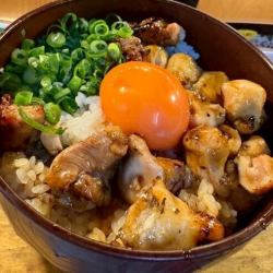 炭火　鶏タレ丼
