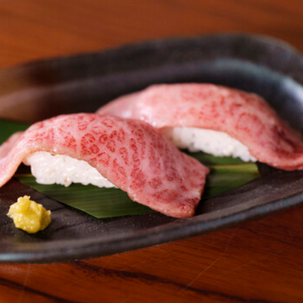 Kuroge Wagyu Beef Pork Toro Broiled Sushi
