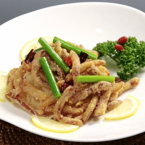 Deep-fried squid and Japanese pepper