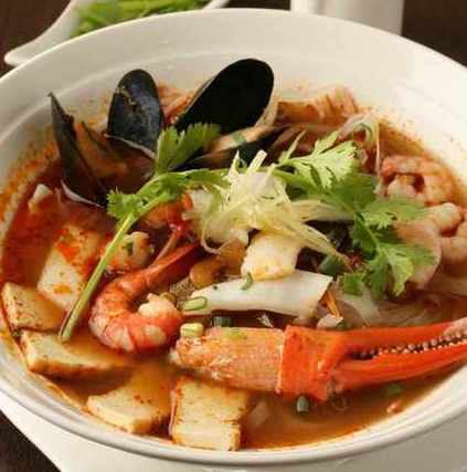 Seafood Tom Yum Phuo