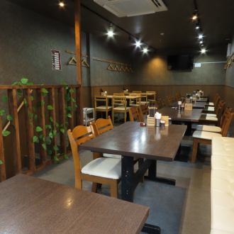 着席時25名様から最大50名様まで貸切可能です！会社の宴会や大規模なパーティーなど、大人数でのご利用に最適です。周りを気にせず、気兼ねなくお料理とお酒をお楽しみいただけます。