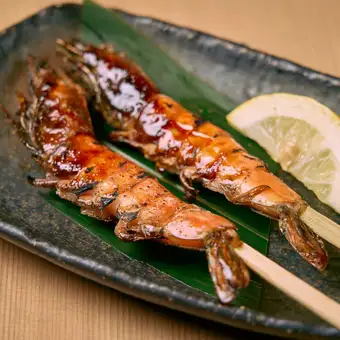 殻ごと海老の串焼き 2本