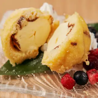 くすくすのくす玉天　～長崎カステラ天～