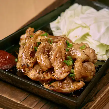 【お手軽宴会コース】ごまかんぱちや地鶏の鉄板焼きで気軽にご宴会(11月まで)【2時間飲み放題】