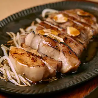 【定番宴会コース】市場直送海鮮や和牛肉寿司、熟成豚ステーキを味わう【2.5時間飲み放題】
