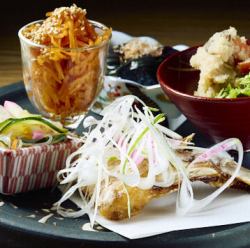 Assortment of 5 kinds of artisan side dishes