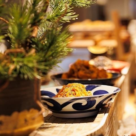 【无限量供应小菜 2,480 日元】