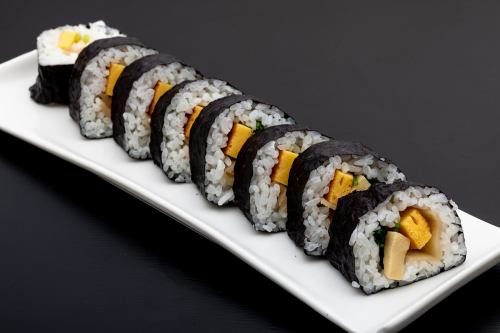 One sushi roll