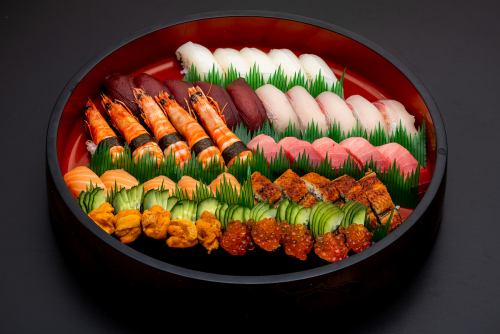 Assorted sushi Nadeshiko