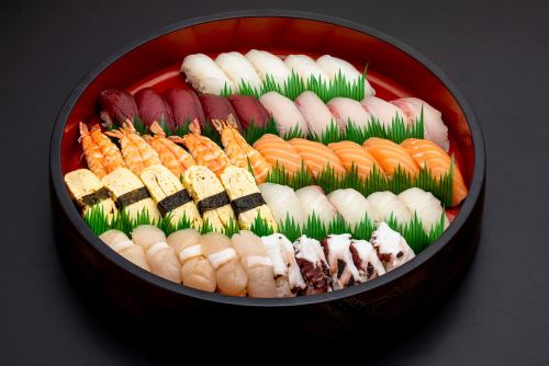 Assorted sushi Yuri