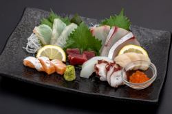 Seven kinds of sashimi platter