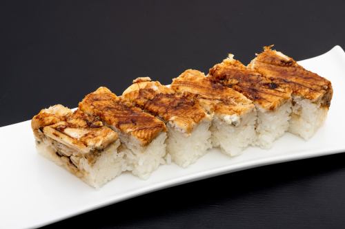 [Very popular for take-out!] Sakai specialty conger eel box sushi