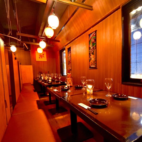 With a Japanese taste and subdued lighting, we are particular about creating a comfortable space where you can relax your shoulders.We have private rooms that are perfect for entertainment, joint parties, and drinking parties with close friends.