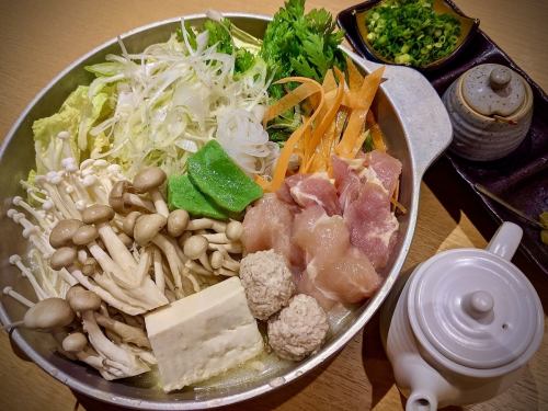 A famous chicken soup hotpot that women will love [Shirotaki]