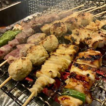 【贅沢炭火焼きコース】国産牛カルビ串、鹿児島県産鶏たたき付2時間飲み放題全9品6000円(税込）